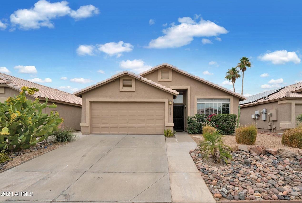 2322 E Kelton Ln., Phoenix, AZ 85022