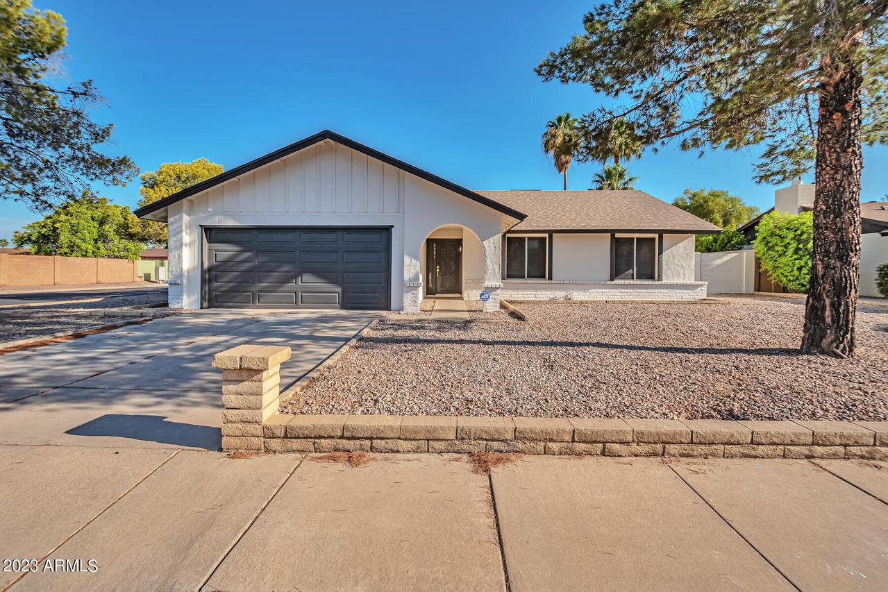 2551 W Olla Cir., Mesa, AZ 85202