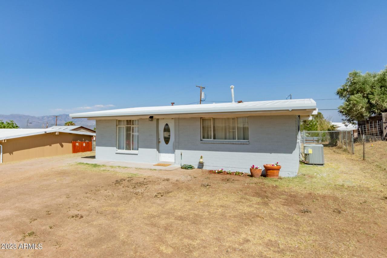 119 W 6th Ave., San Manuel, AZ 85631