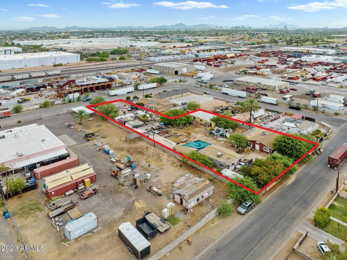 3710 W Lincoln St., Phoenix, AZ 85009
