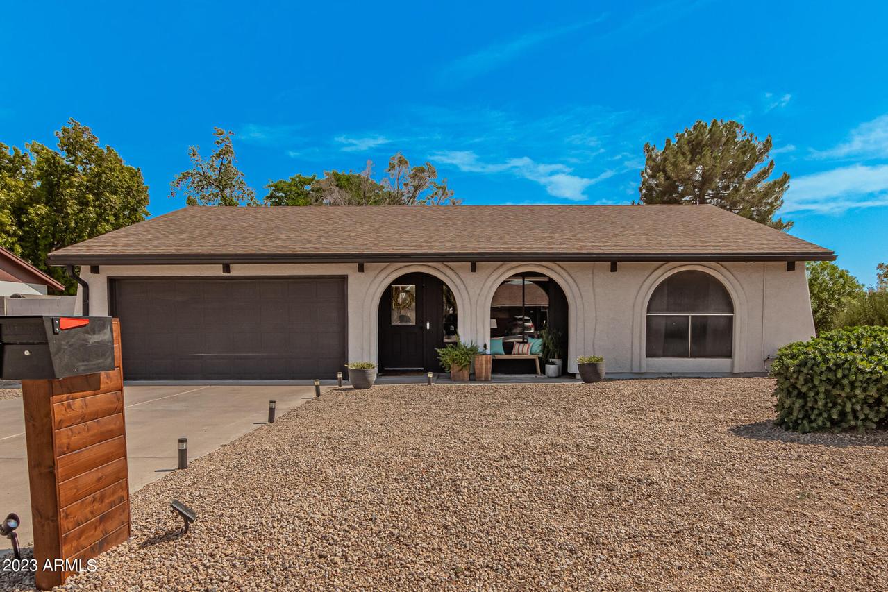 14425 N 42nd St., Phoenix, AZ 85032