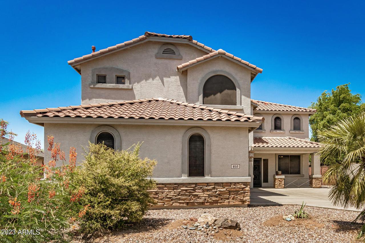 850 W Gascon Rd., San Tan Valley, AZ 85143