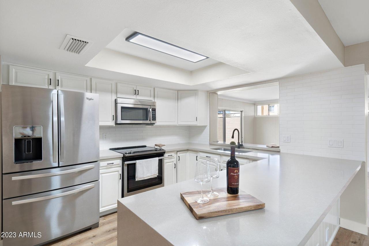 500 N Hobson Plz., Mesa, AZ 85203
