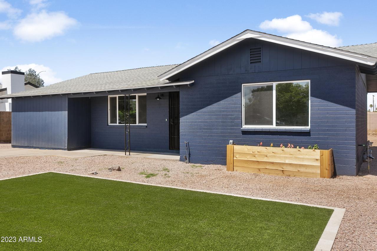 1926 N Grand, Mesa, AZ 85201