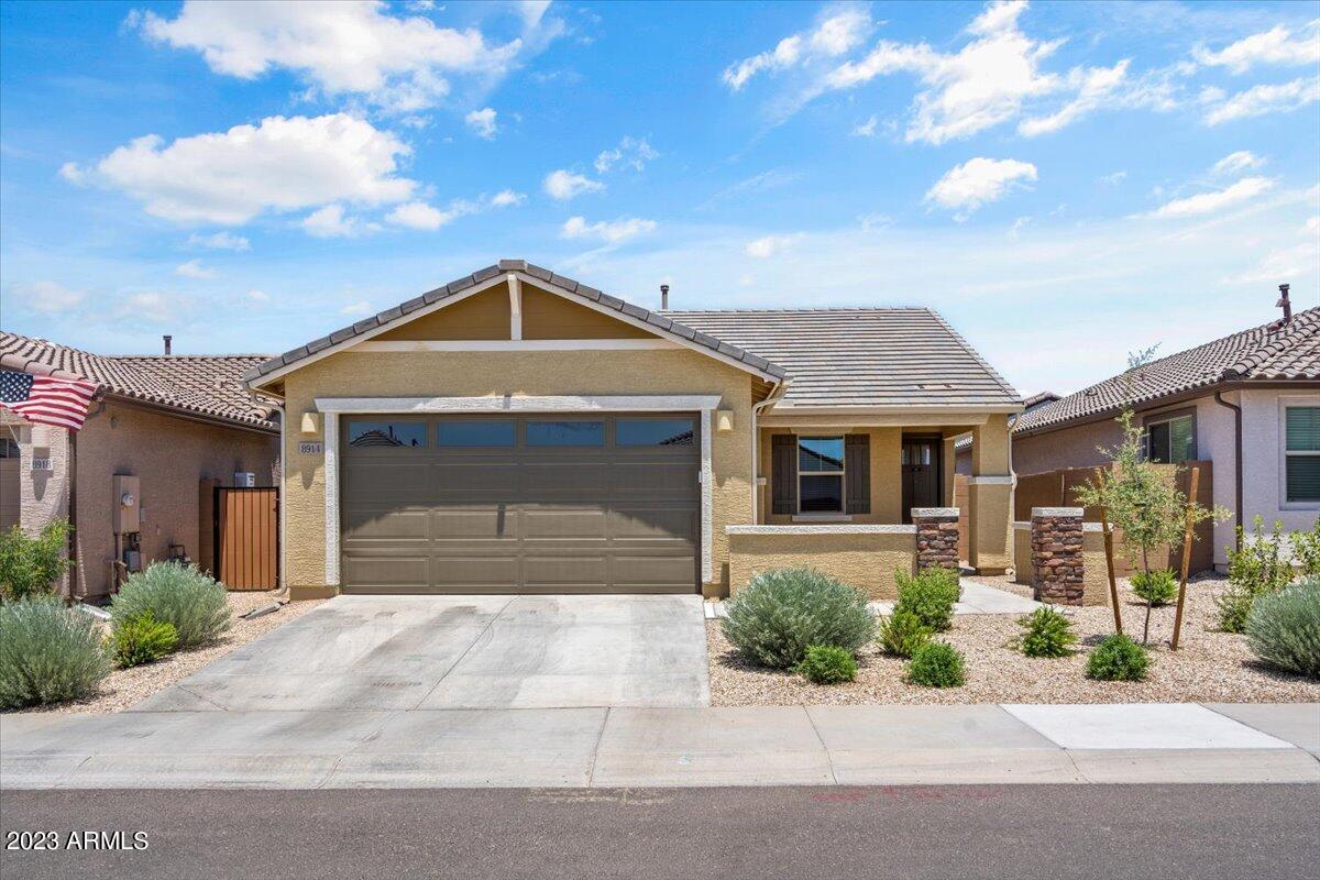 8914 W Rancho Dr., Glendale, AZ 85305
