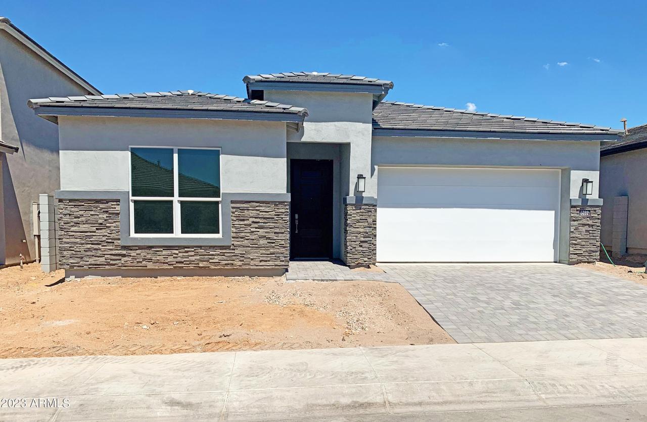 6032 E Lone Cactus Dr., Phoenix, AZ 85054