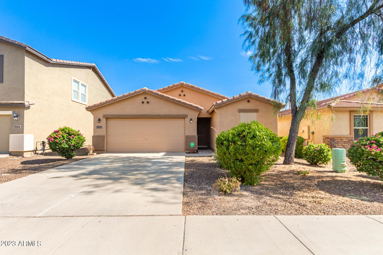 1011 E Kelsi Ave., San Tan Valley, AZ 85140