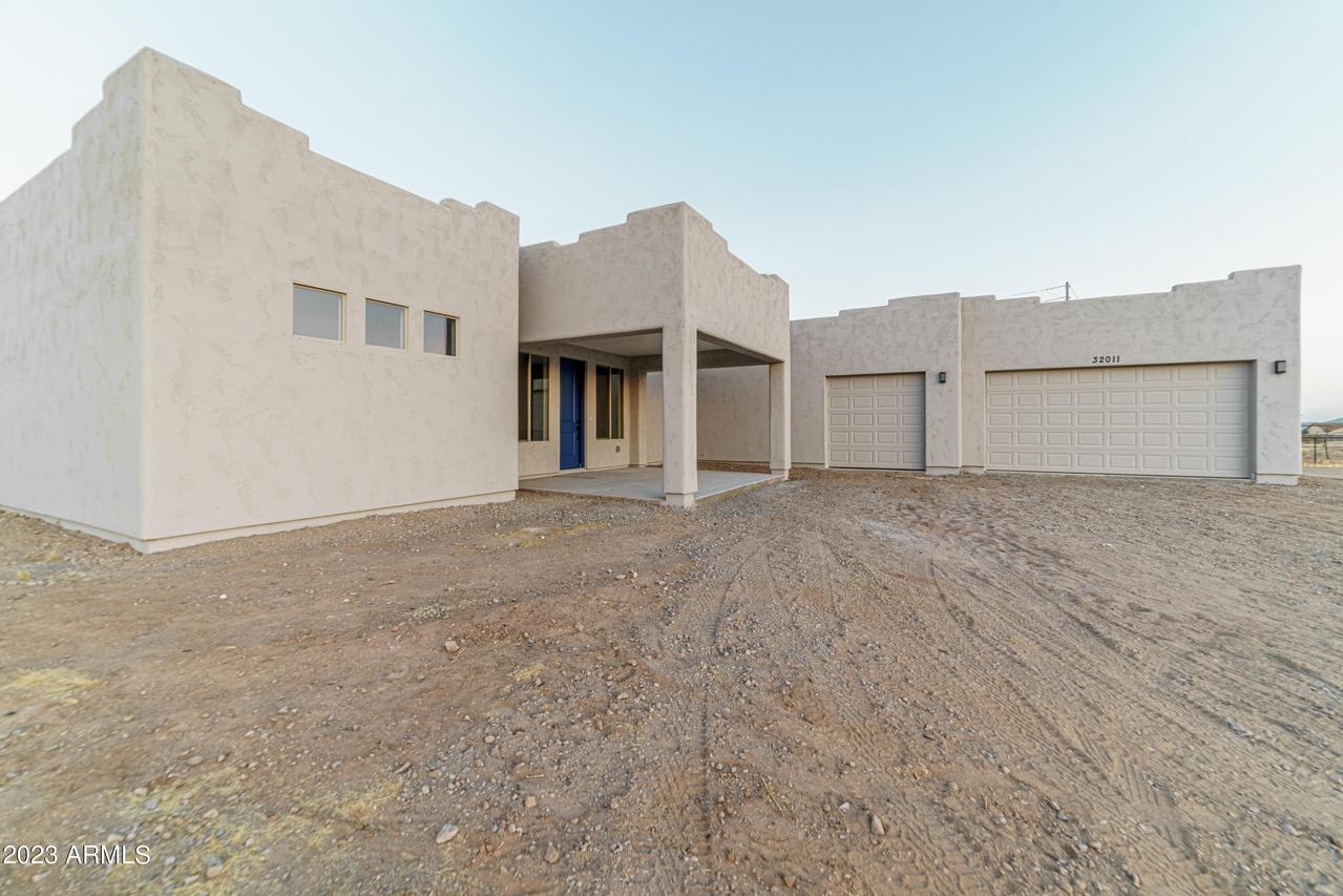 32011 N 225th Dr., Wittmann, AZ 85361