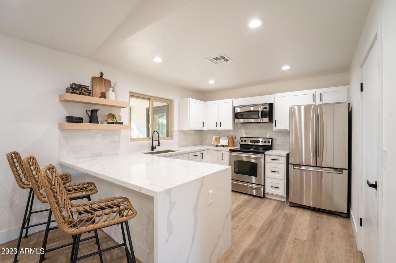 3438 E Charleston Ave., Phoenix, AZ 85032
