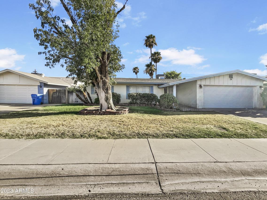 4045 W Montebello Ave., Phoenix, AZ 85019