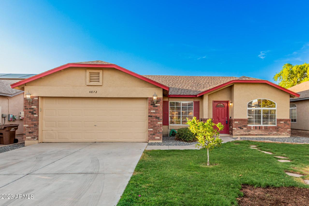 4872 E Whitehall Dr., San Tan Valley, AZ 85140