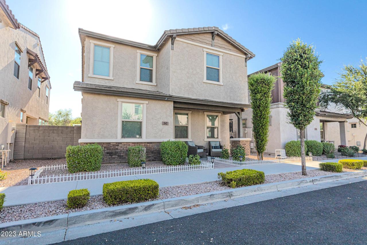 262 N Sunrise St., Mesa, AZ 85207