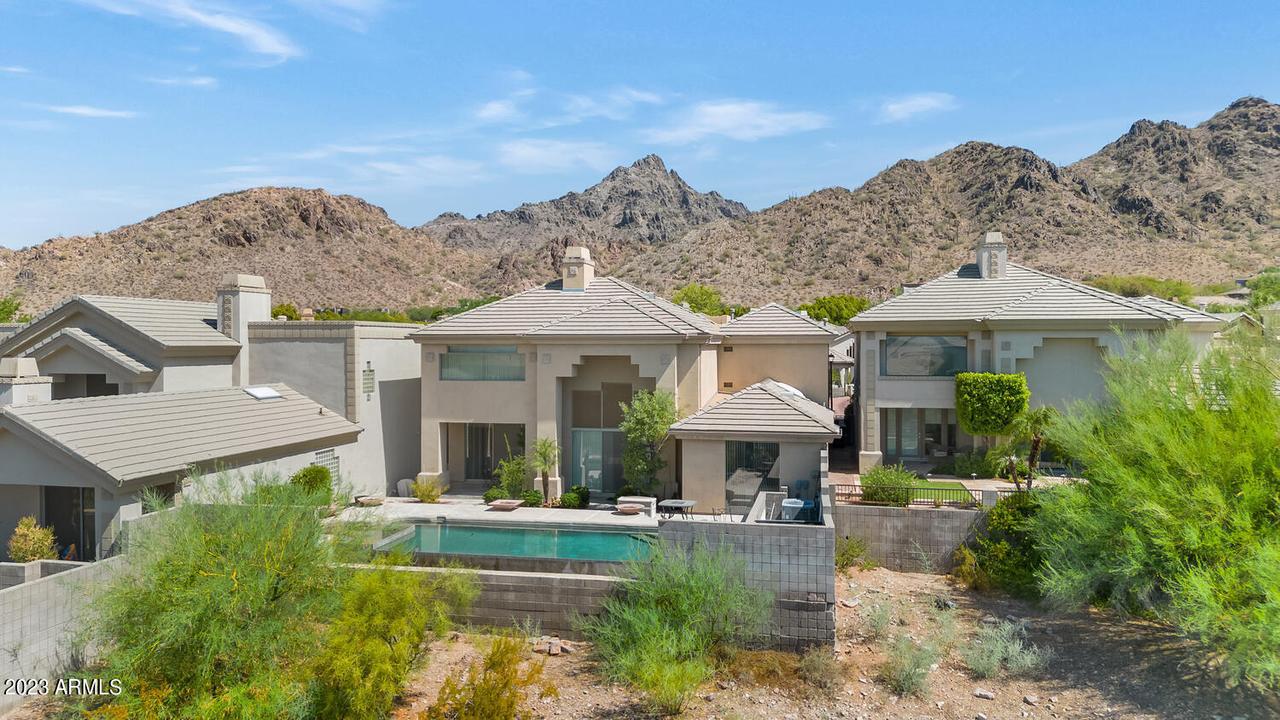 3105 E Sierra Vista Dr., Phoenix, AZ 85016