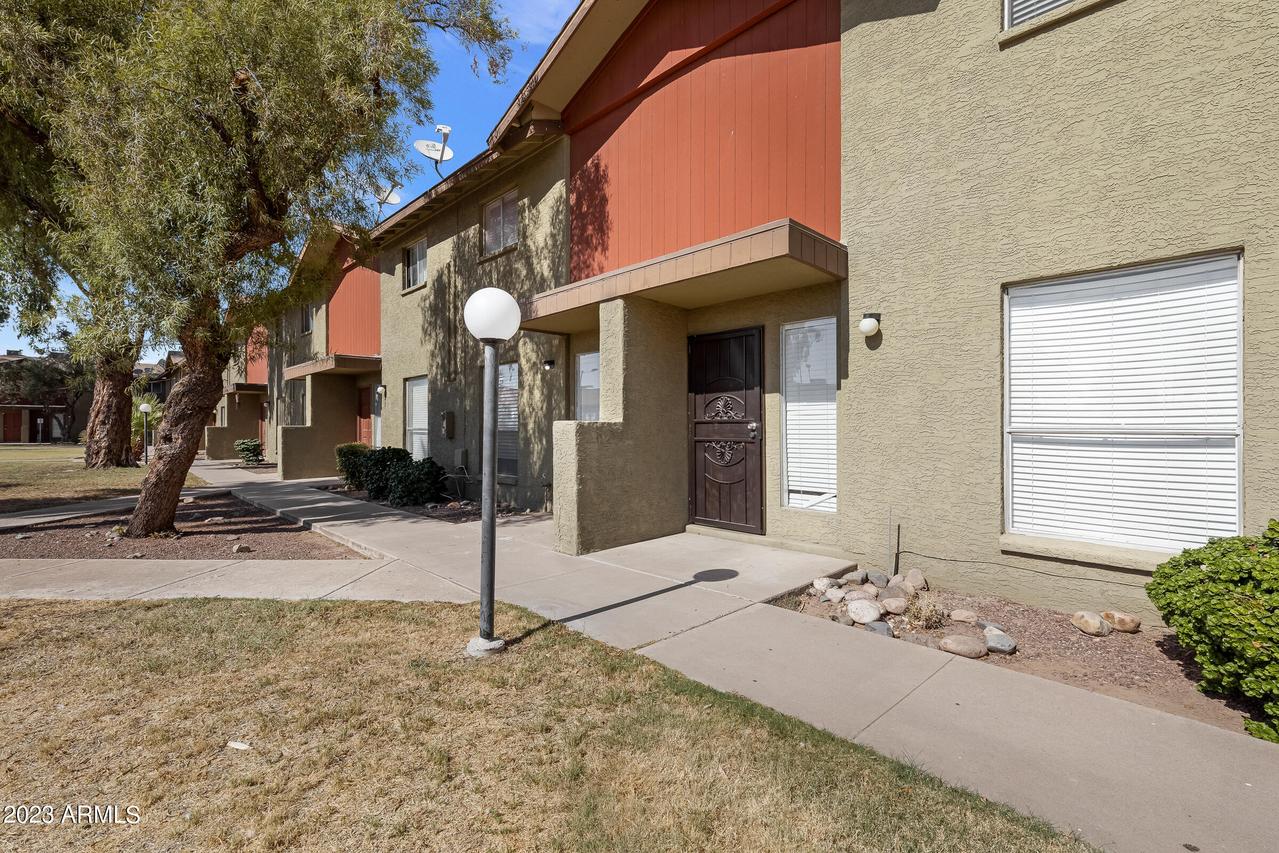 4615 N 39th Ave. #18, Phoenix, AZ 85019