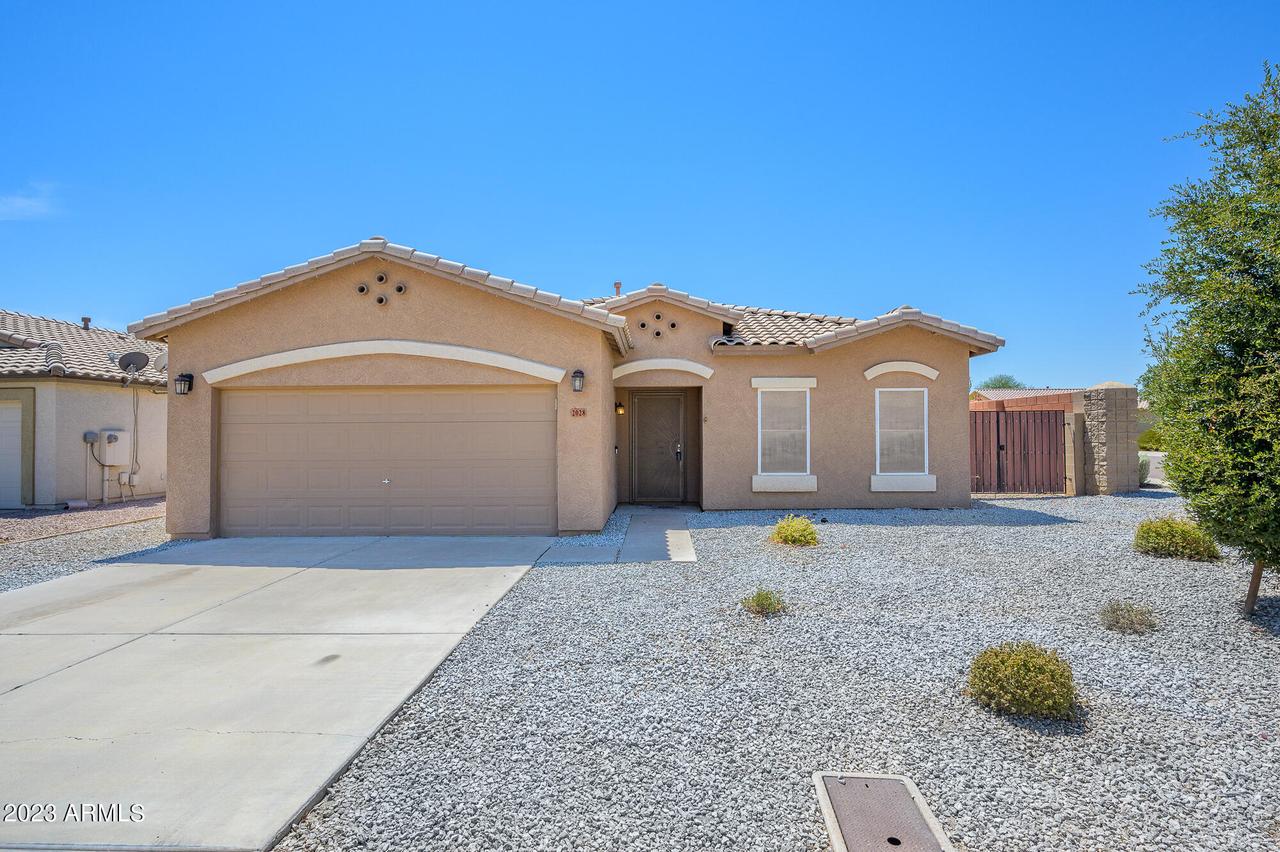 2028 S 71st Ln., Phoenix, AZ 85043