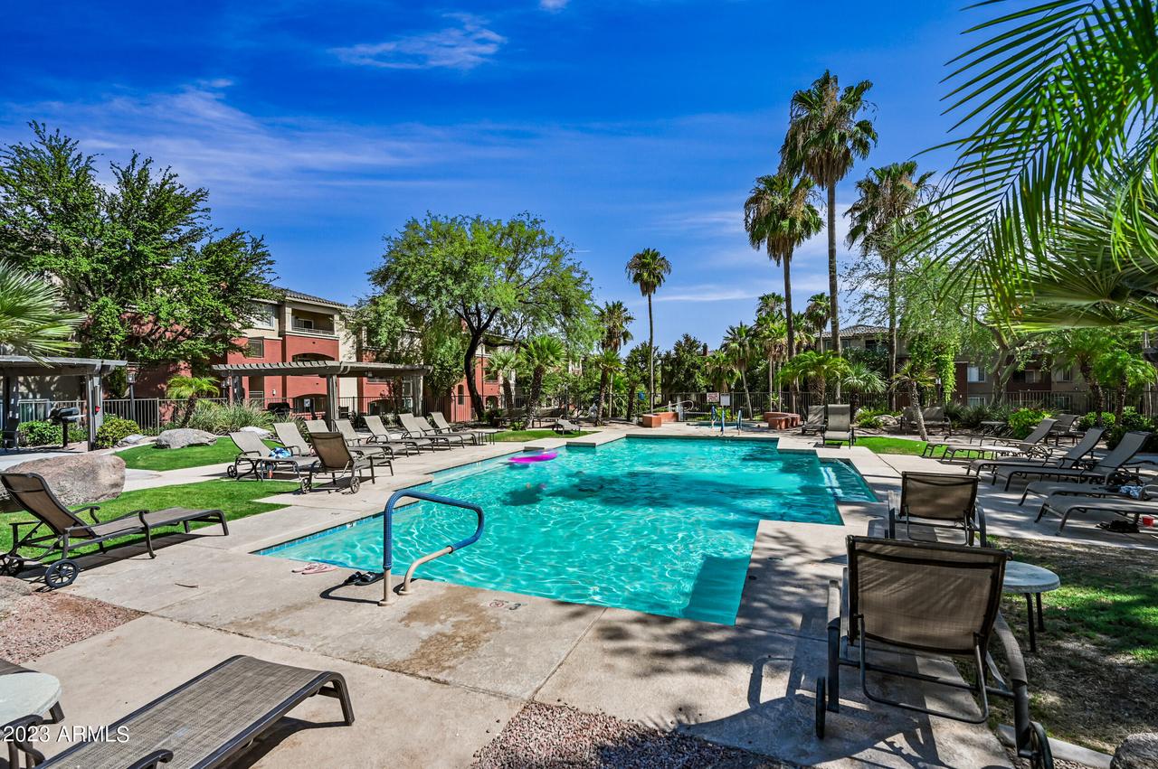 5401 E Van Buren St. #1116, Phoenix, AZ 85008