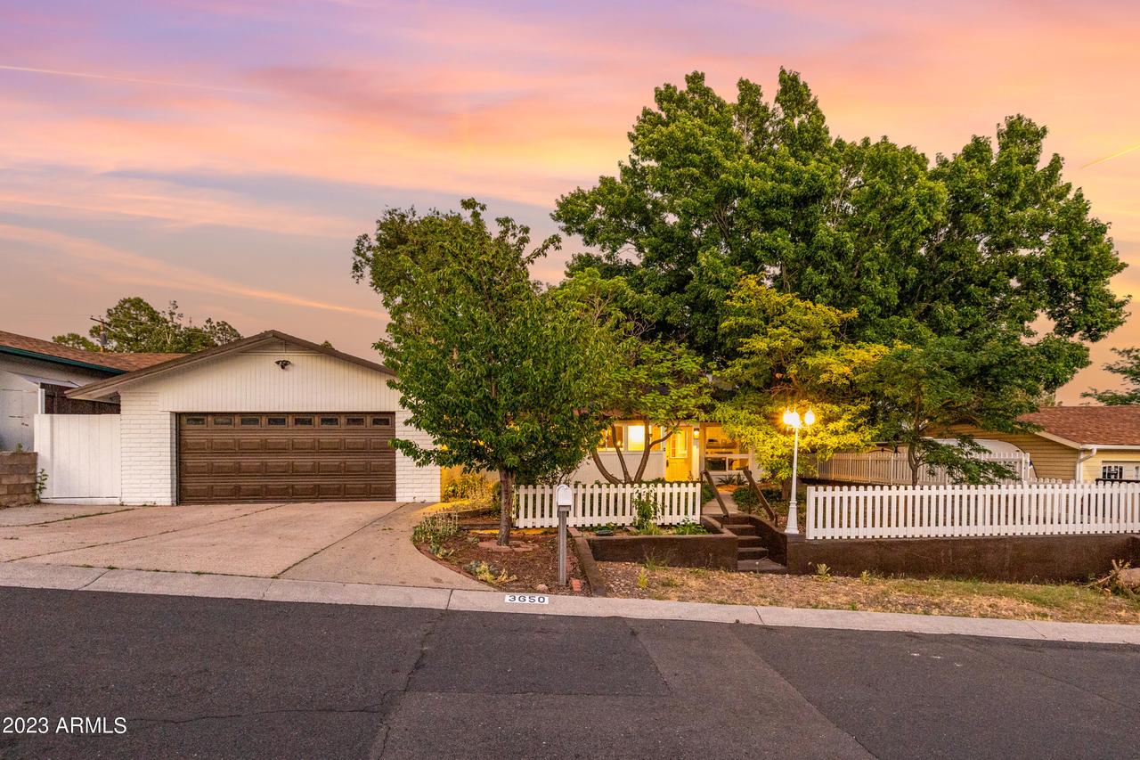 3650 N Loma Vista Dr., Flagstaff, AZ 86004