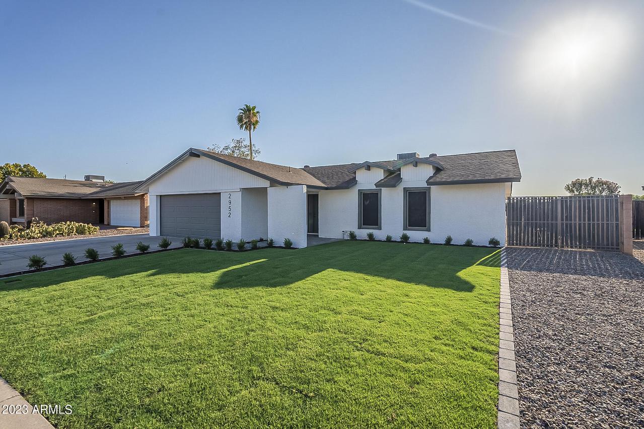 2952 S Standage St., Mesa, AZ 85202