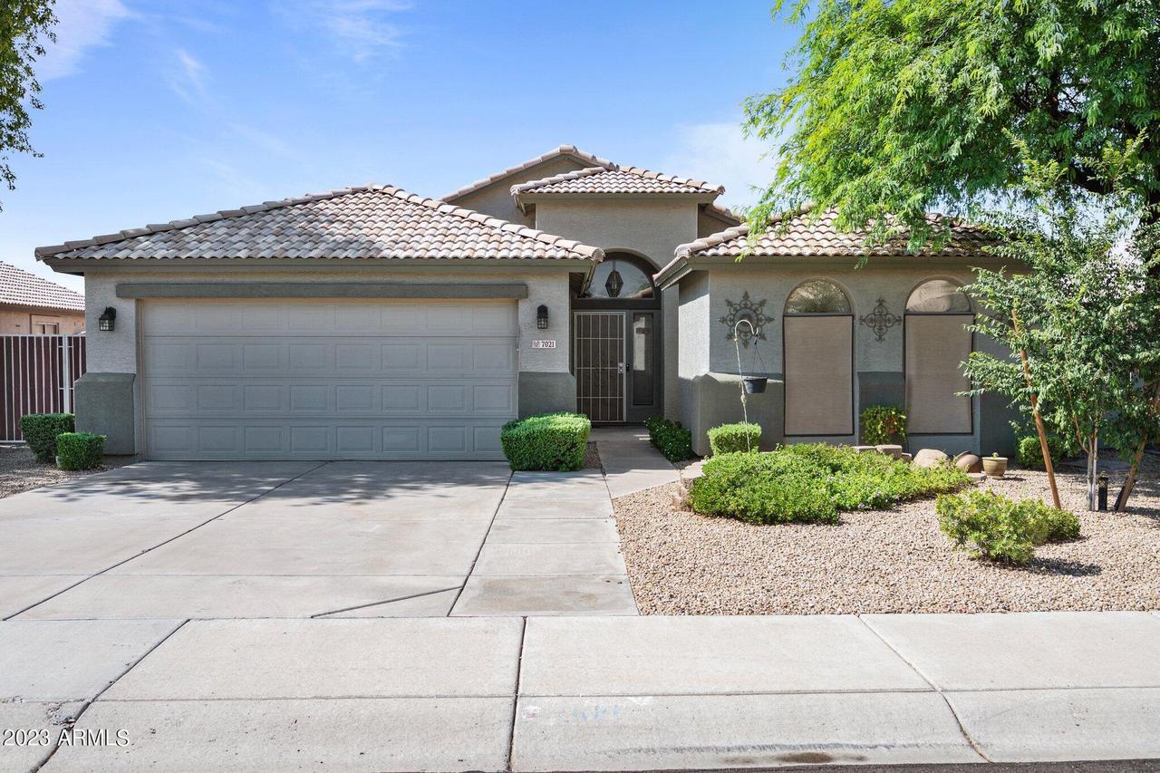 7021 W Peck Dr., Glendale, AZ 85303