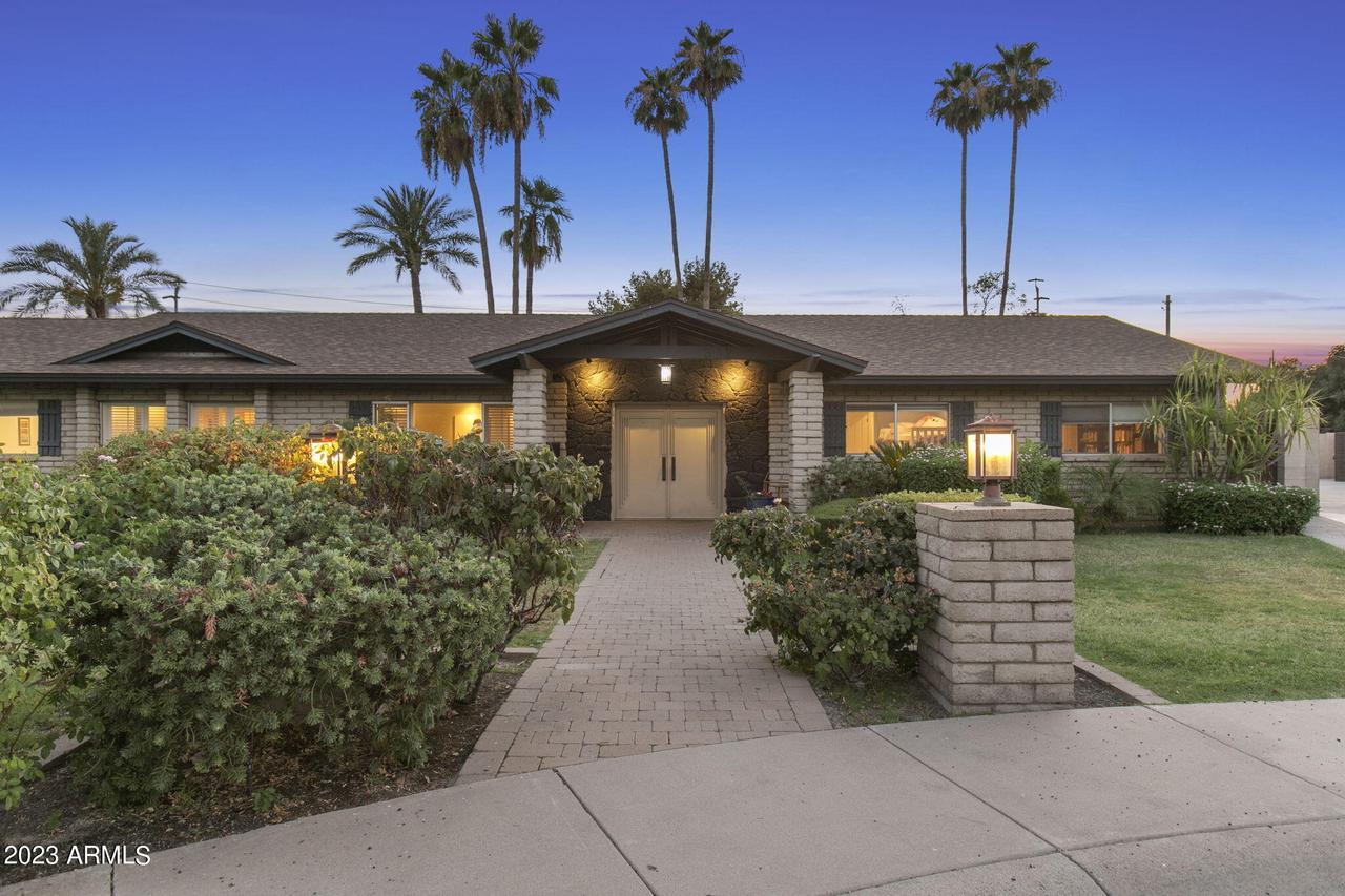 302 E Marlette Ave., Phoenix, AZ 85012