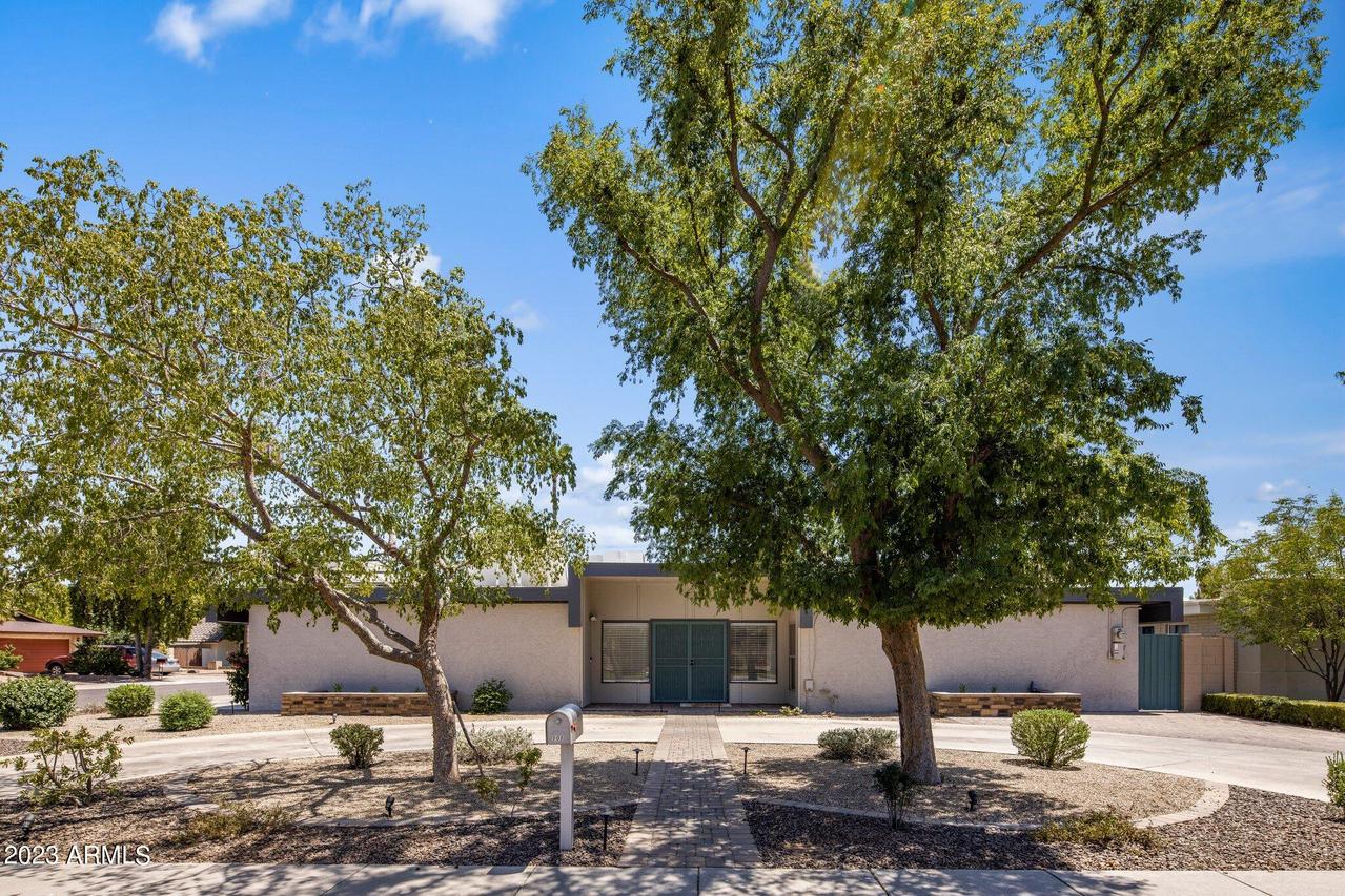 101 W Pine Valley Dr., Phoenix, AZ 85023