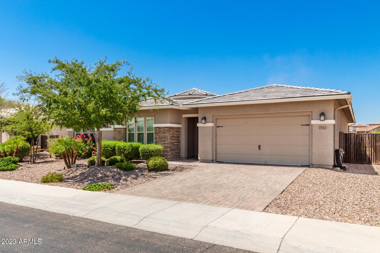 7542 S Parkcrest St., Gilbert, AZ 85298
