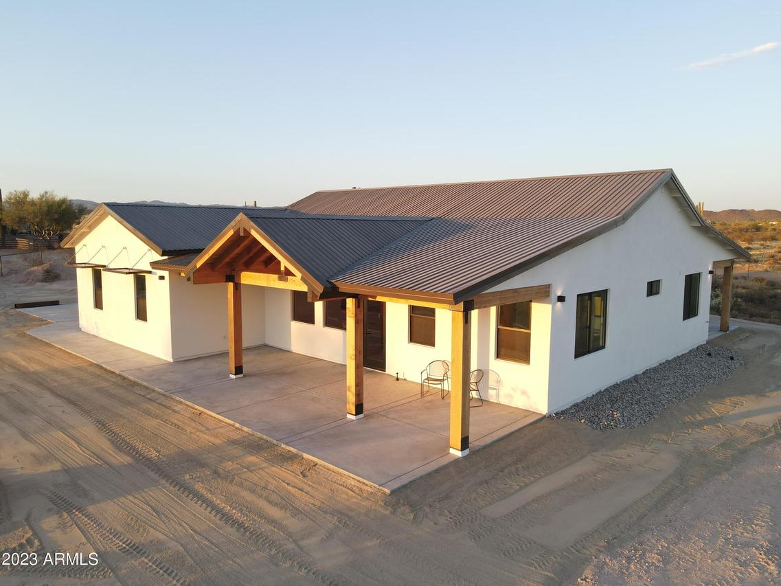 25933 W Ravina Ln., Morristown, AZ 85342