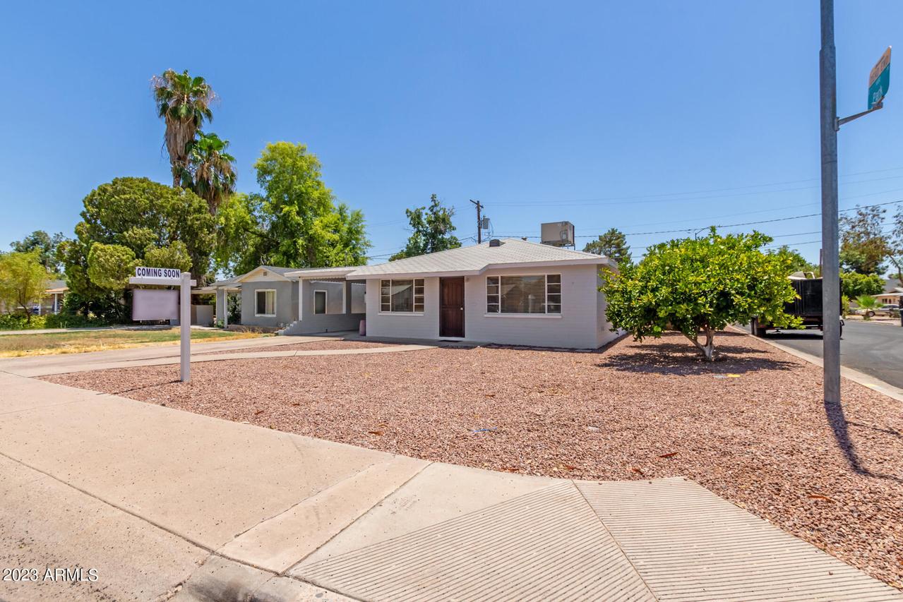 633 E 2nd St., Mesa, AZ 85203