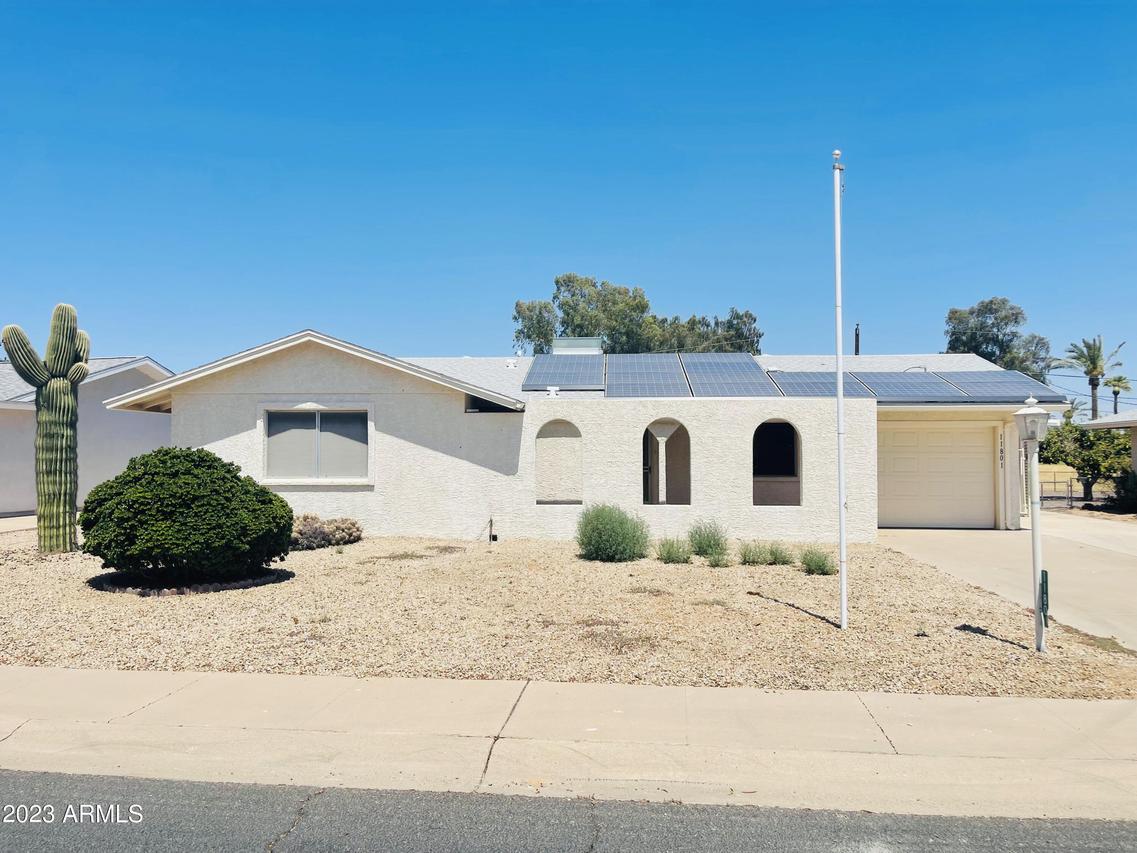 11801 N Hacienda Dr., Sun City, AZ 85351