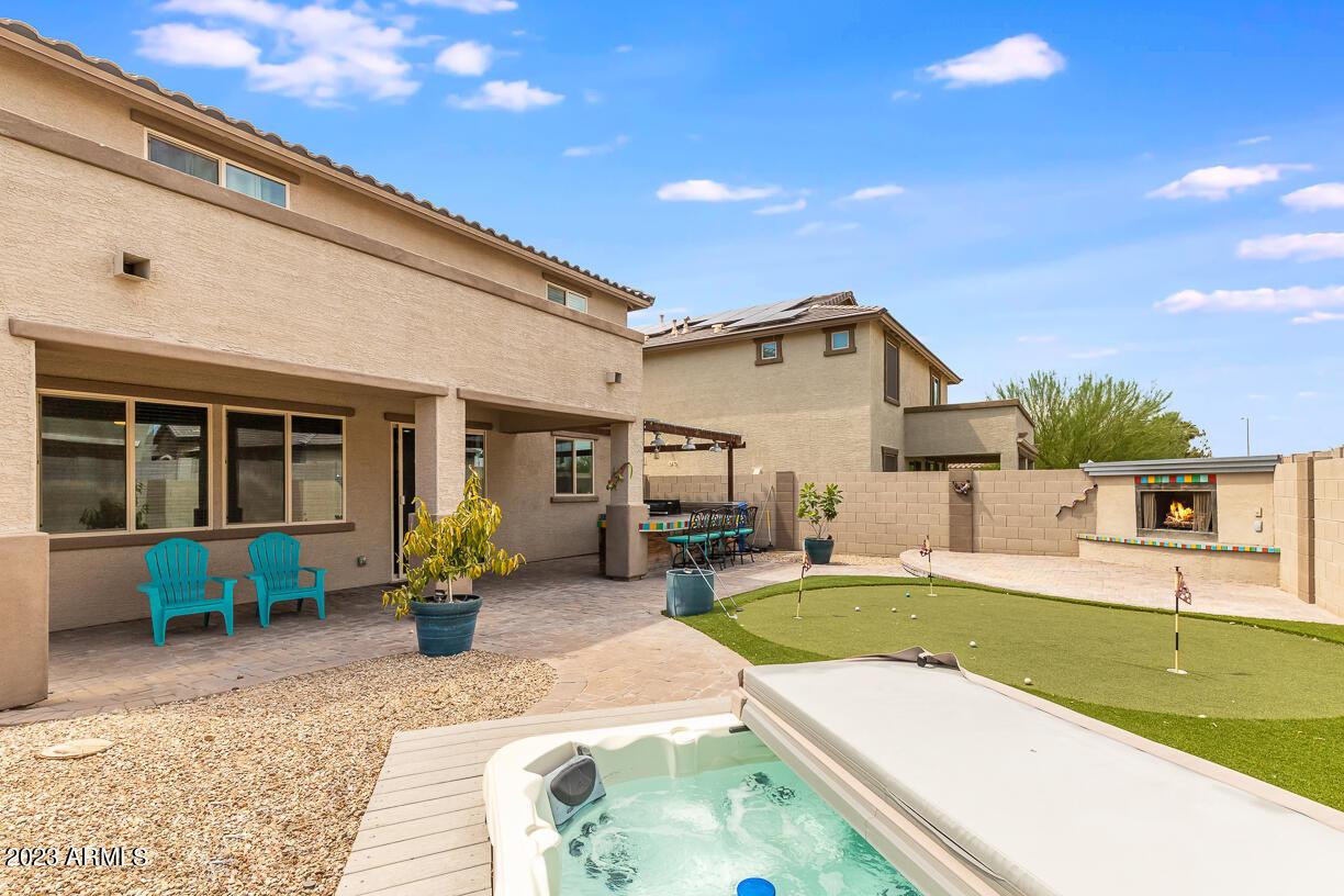 7633 S 37th St., Phoenix, AZ 85042
