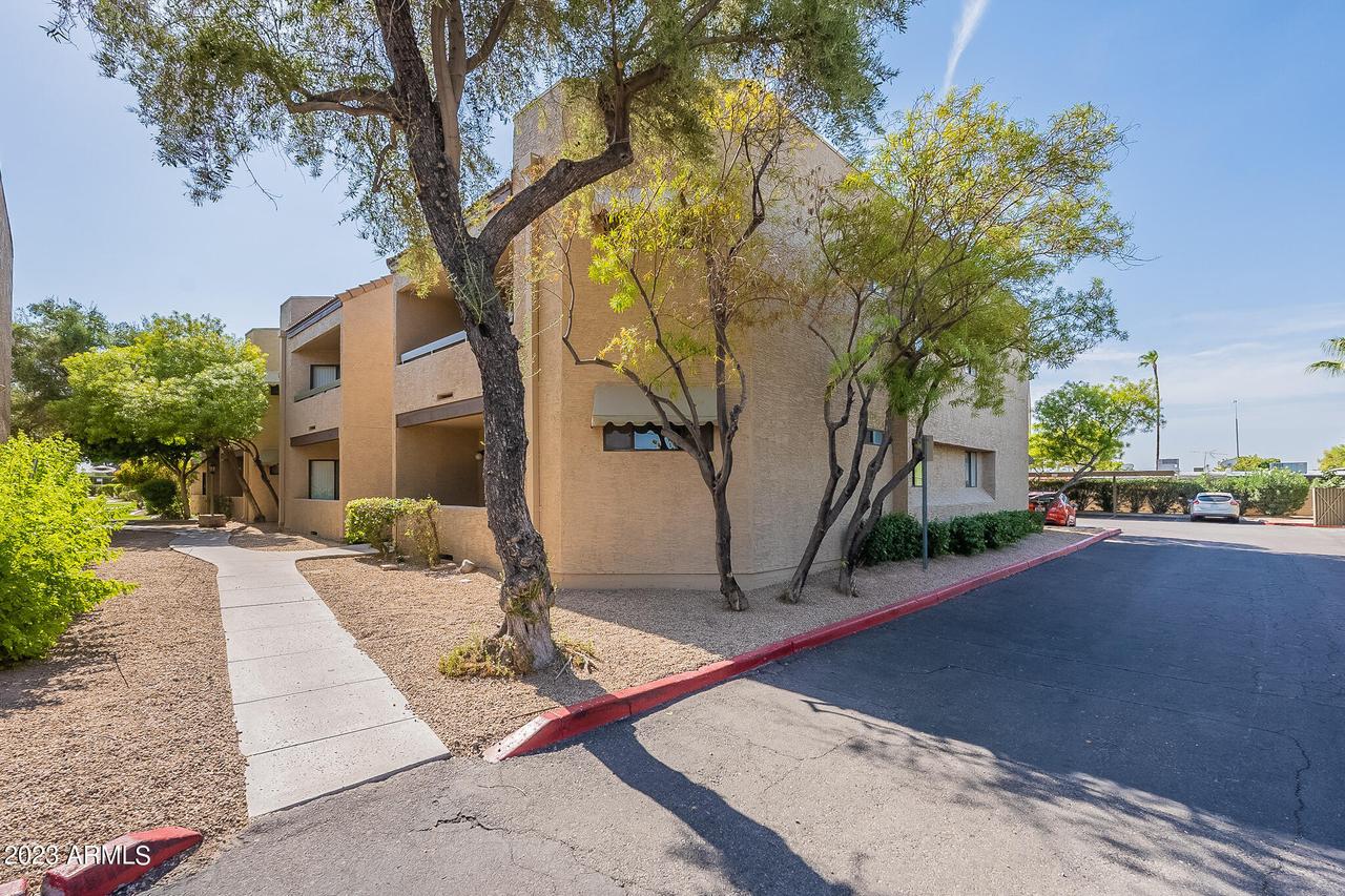 2228 N 52nd St. #123, Phoenix, AZ 85008