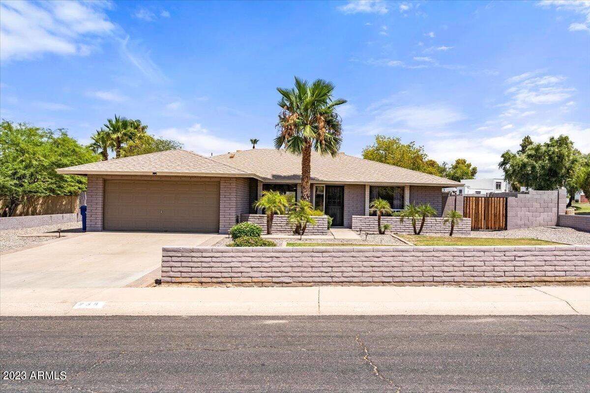 238 E Surrey Ave., Phoenix, AZ 85022