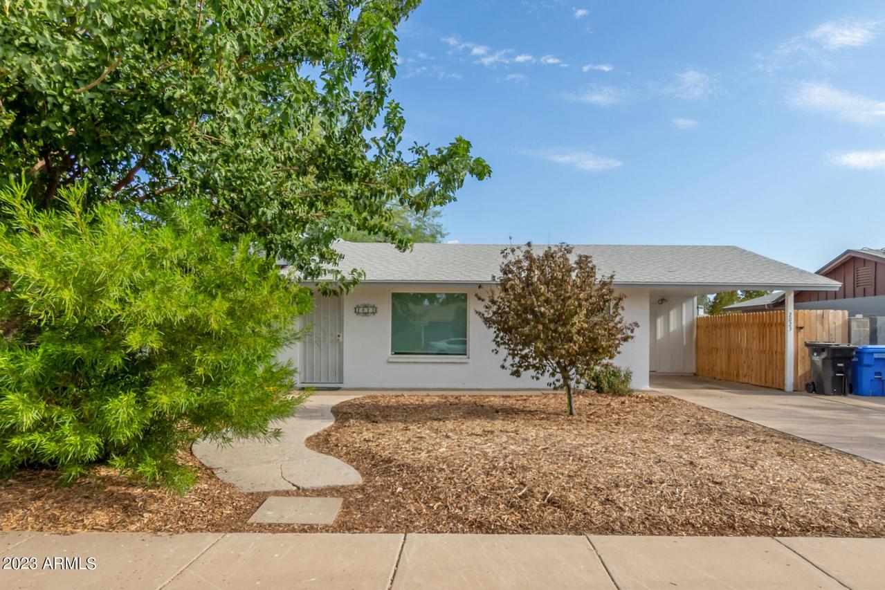 2023 W Corrine Dr., Phoenix, AZ 85029
