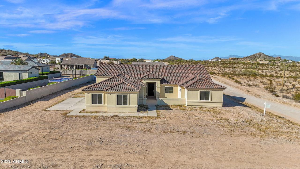 1928 W Big Sky Ln., Queen Creek, AZ 85144