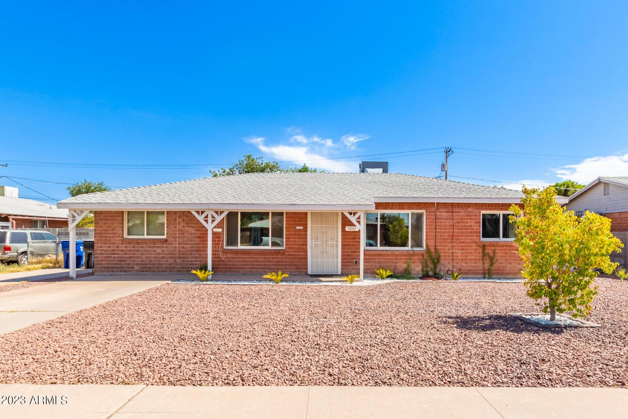 1061 W 5th St., Mesa, AZ 85201