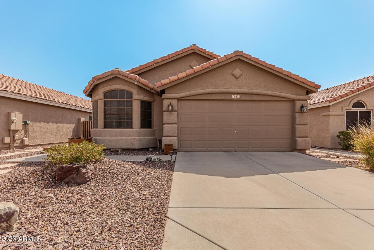 16823 S 20th Way, Phoenix, AZ 85048