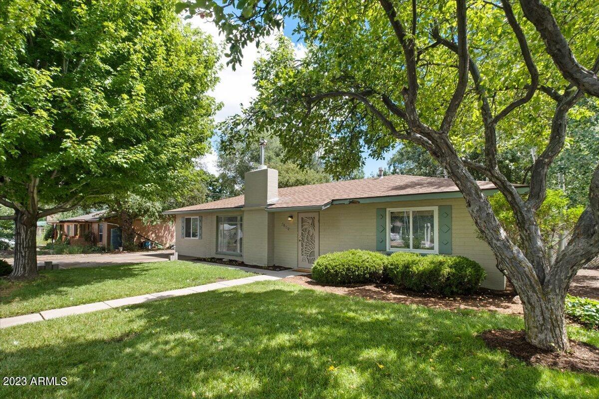 2909 E Lewis Dr., Flagstaff, AZ 86004