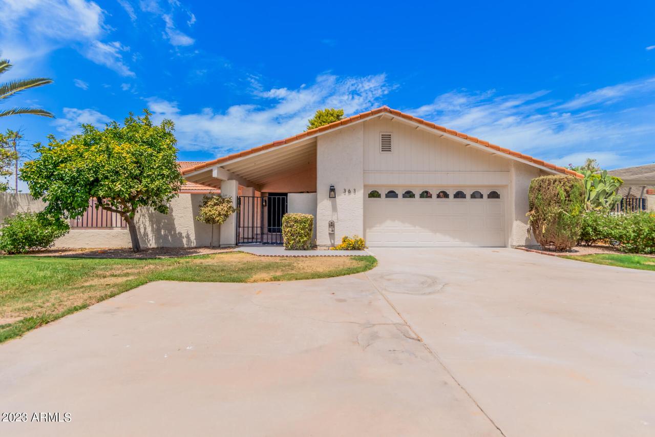 363 Leisure World, Mesa, AZ 85206