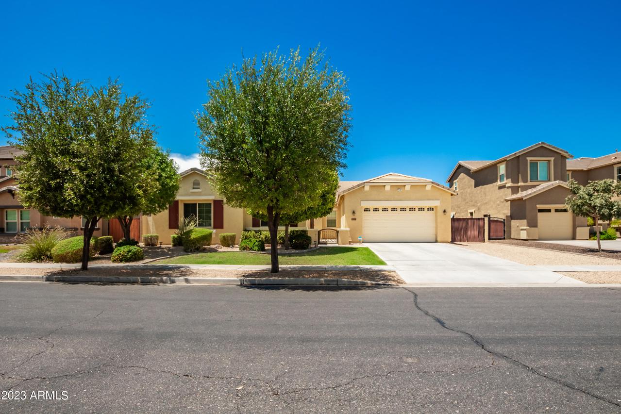 6304 S Rockwell St., Gilbert, AZ 85298