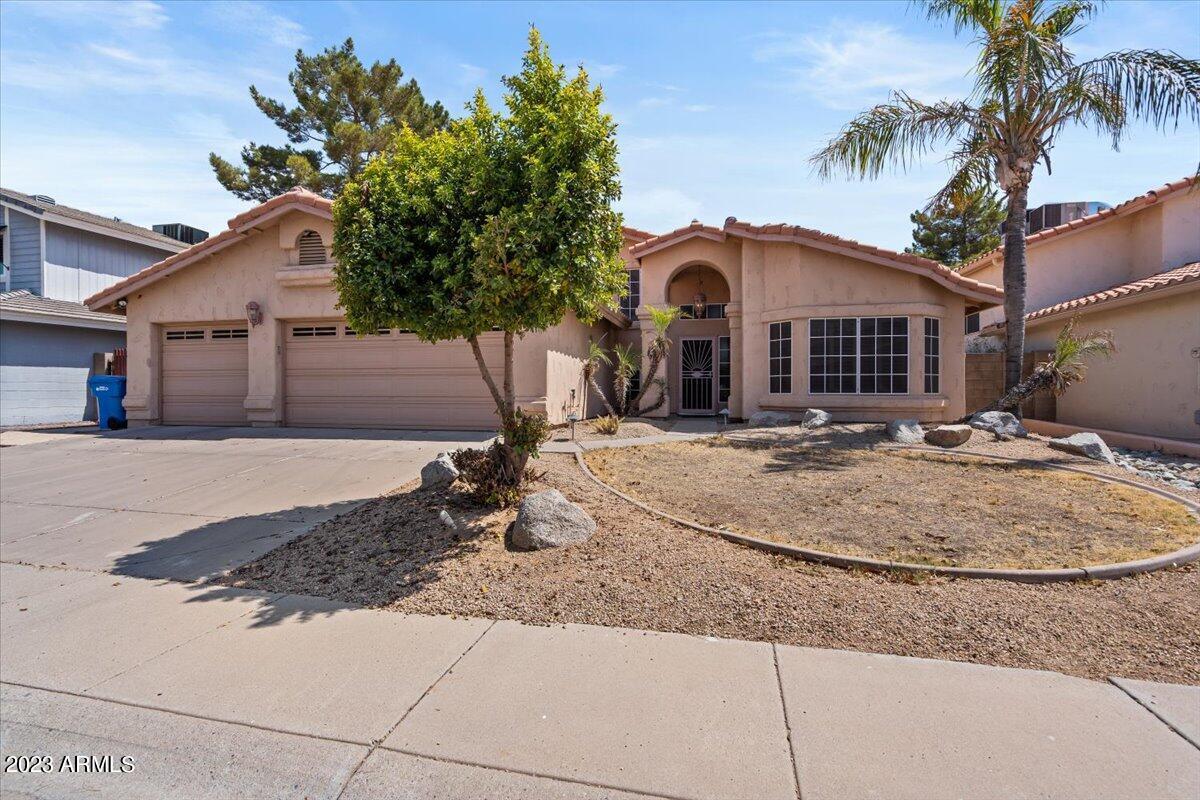 4535 E Beck Ln., Phoenix, AZ 85032