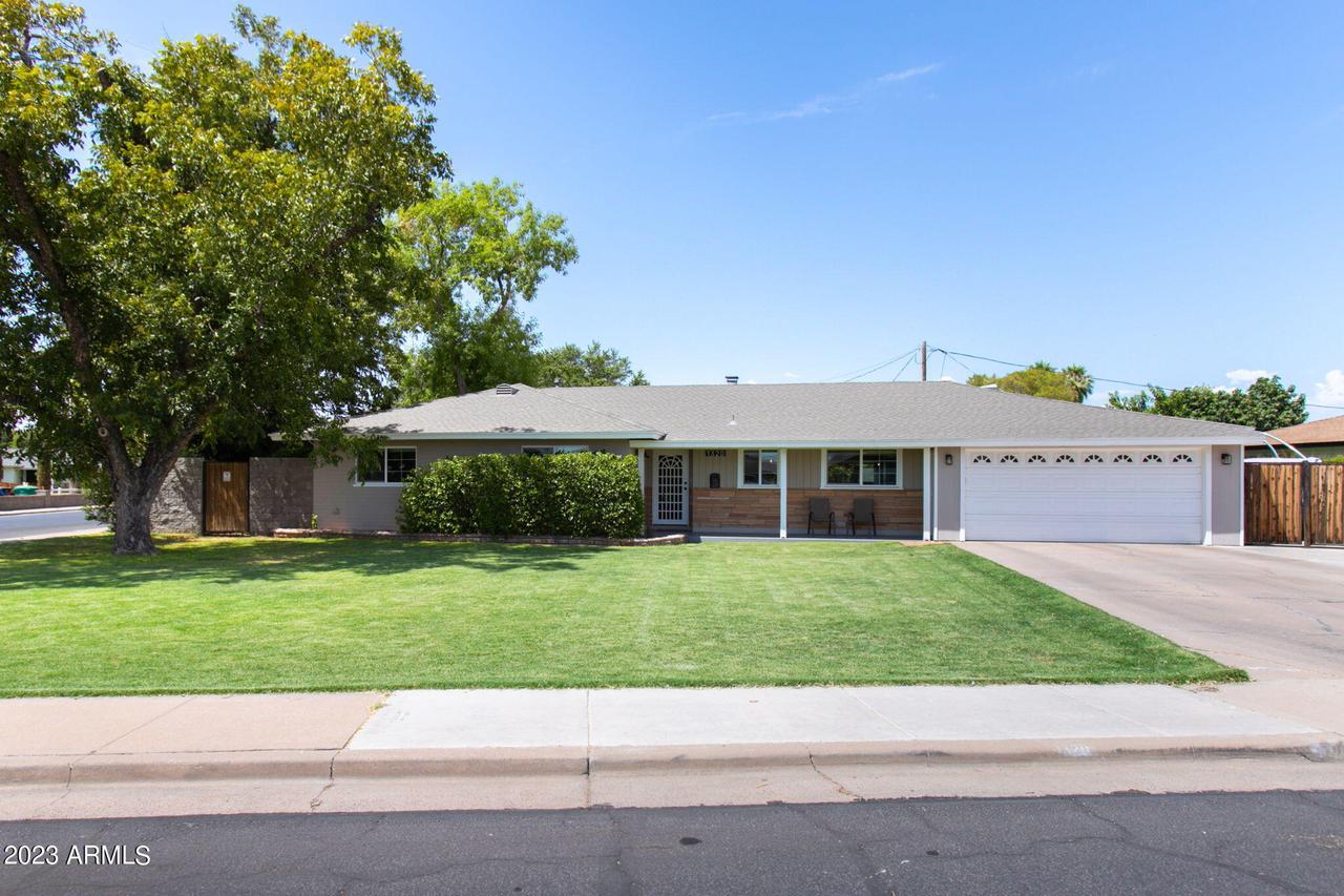 1320 E Pepper Pl., Mesa, AZ 85203