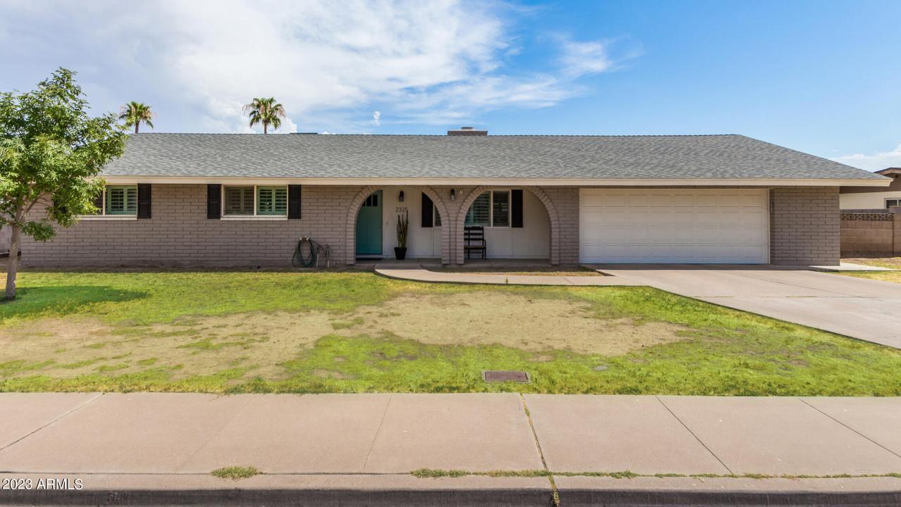2325 E Encanto St., Mesa, AZ 85213