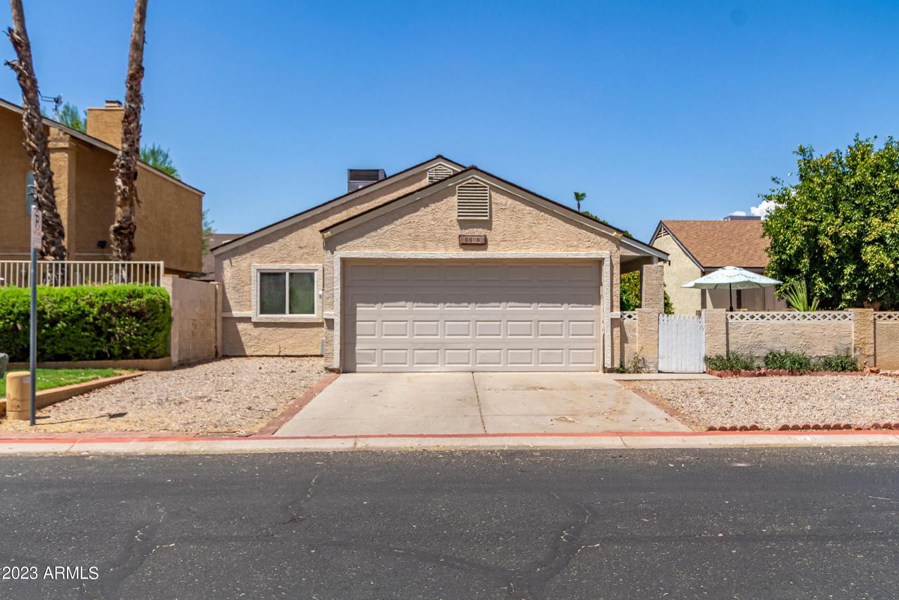 6606 W Cinnabar Ave., Glendale, AZ 85302