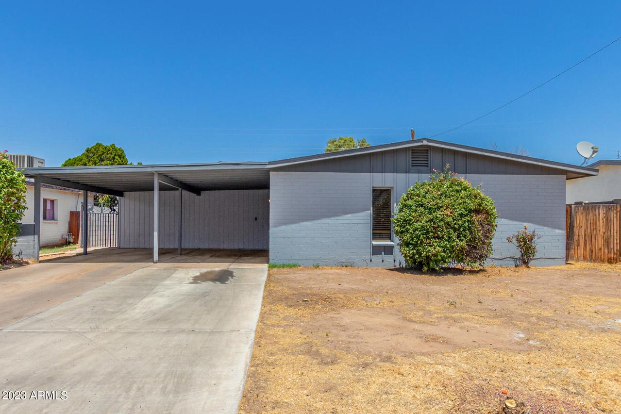 8218 W Catalina Dr., Phoenix, AZ 85033