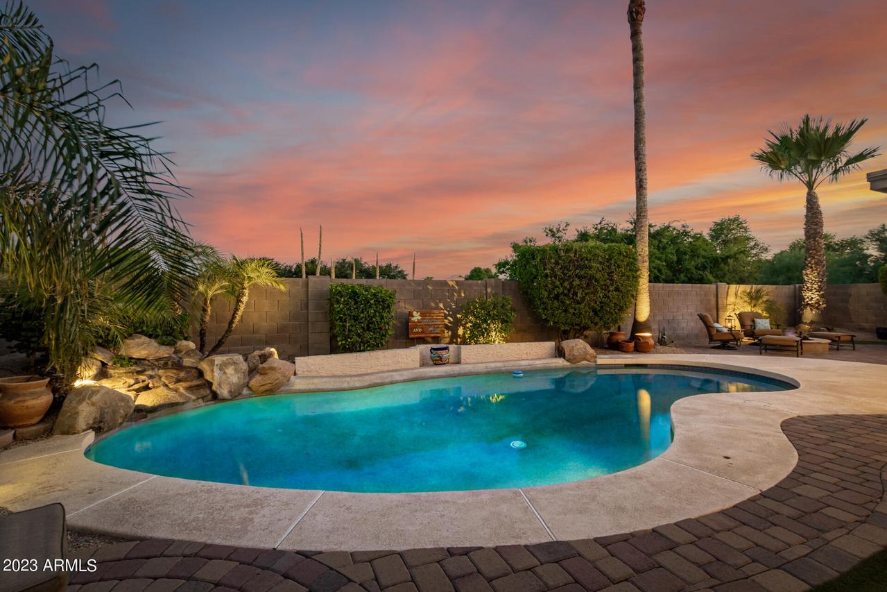 8841 W Salter Dr., Peoria, AZ 85382