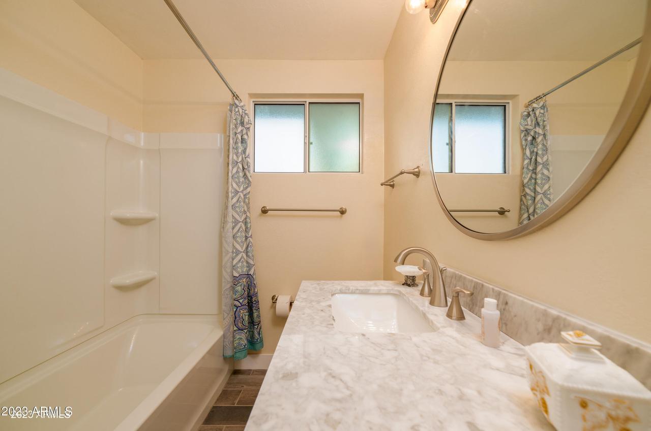 4111 N 4th Ave., Phoenix, AZ 85013