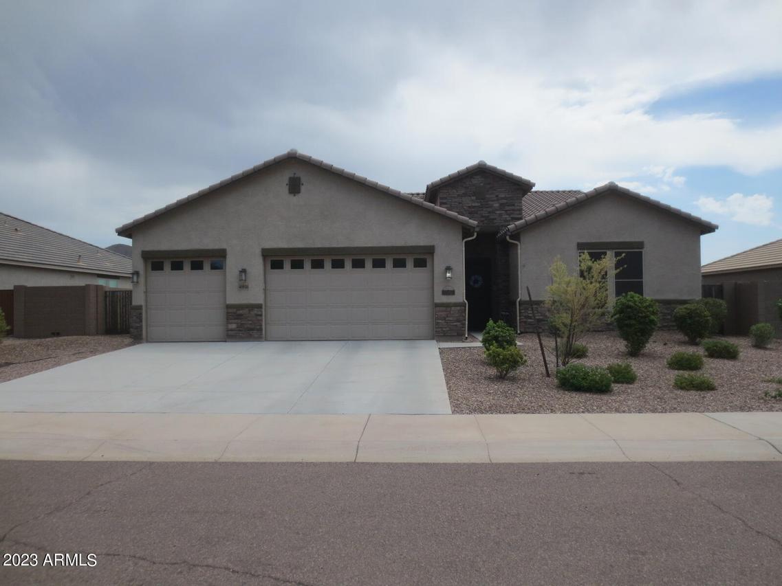 43921 N Parker Ct., New River, AZ 85087