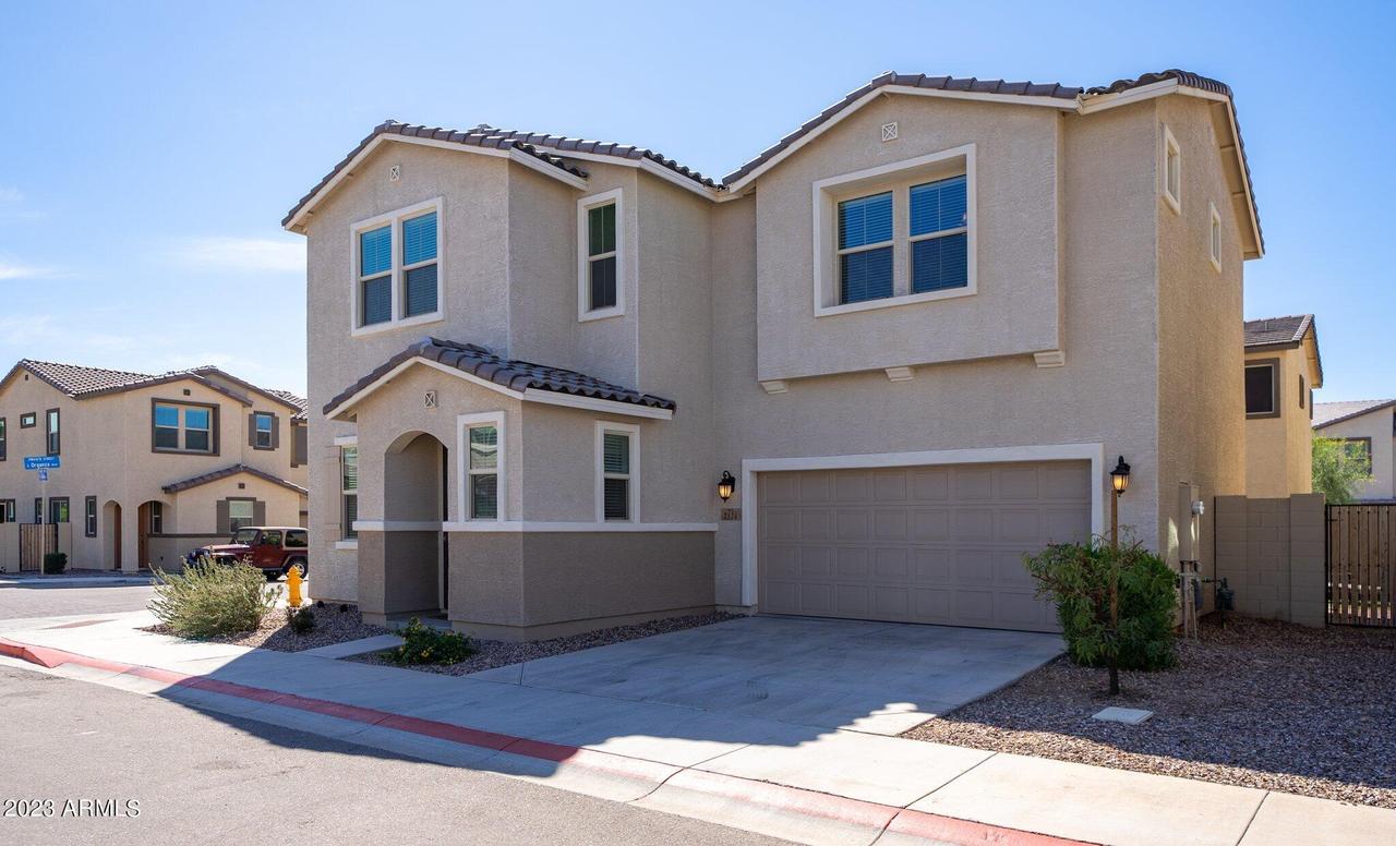 2834 S Joslyn, Mesa, AZ 85212