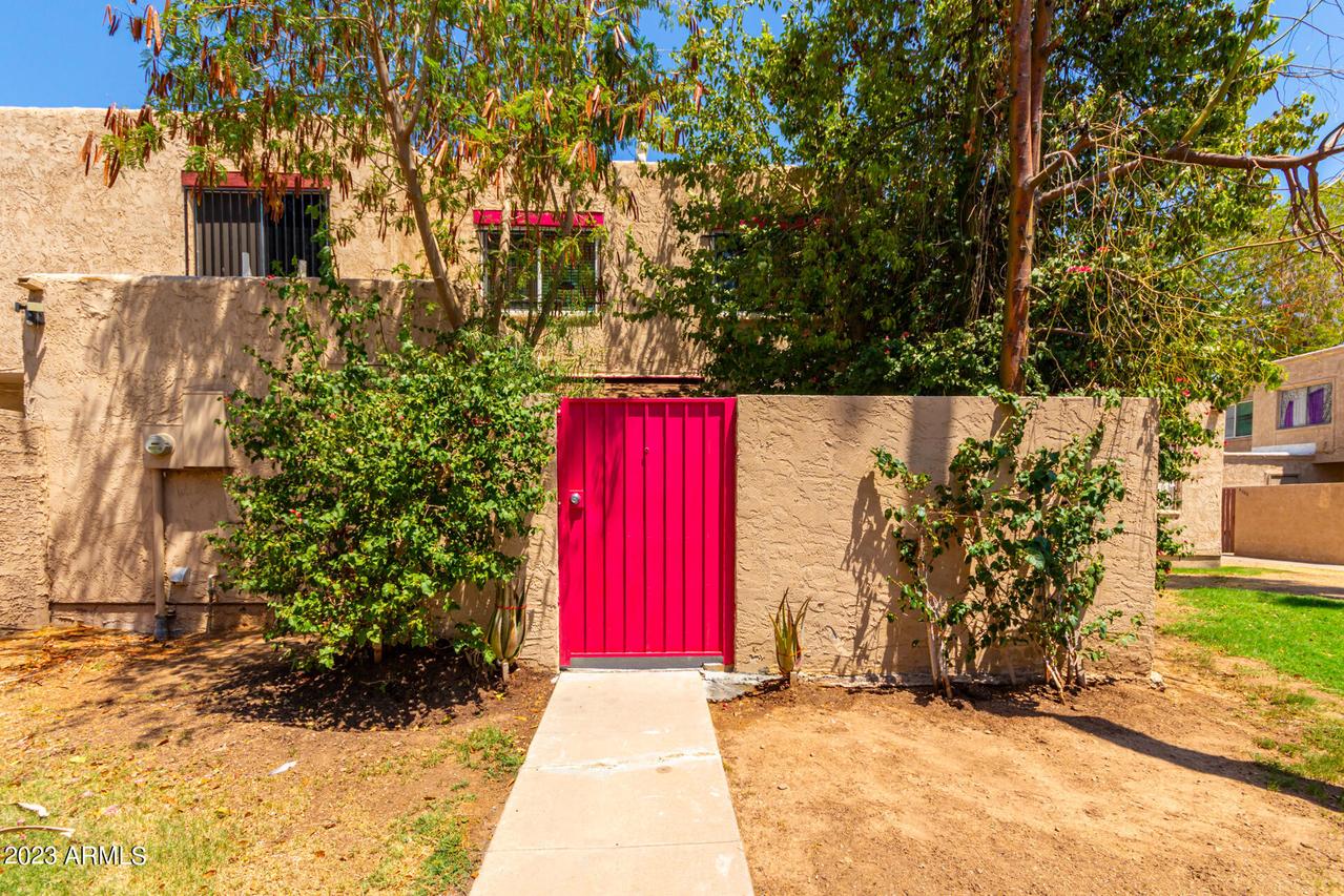 4264 N 67th Ln., Phoenix, AZ 85033