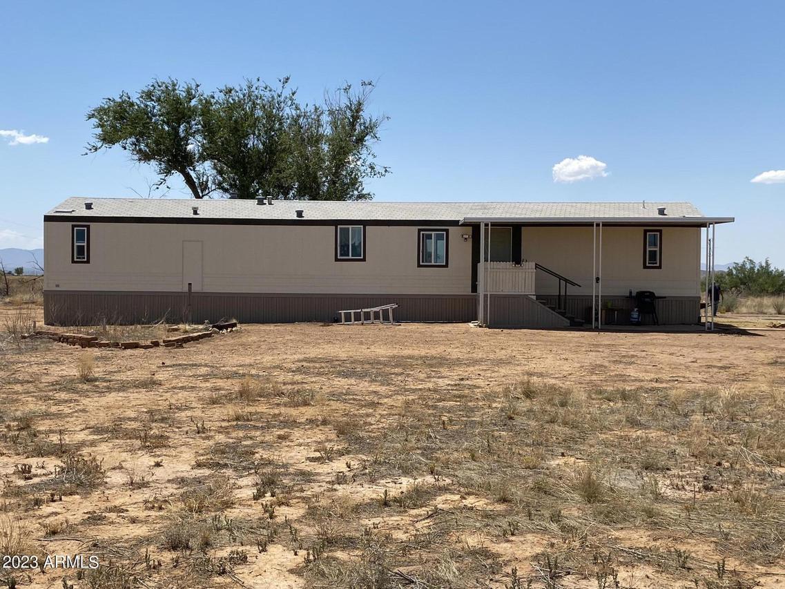 6259 E Chiricahua Dr., Pearce, AZ 85625
